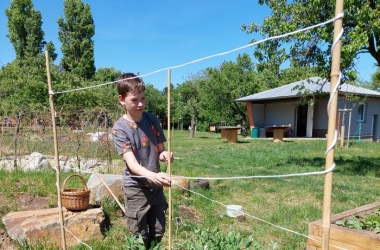 Živá školní zahrada - jarní údržba červen 2022